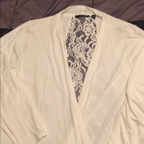 White shrug - Picture 1 of 2